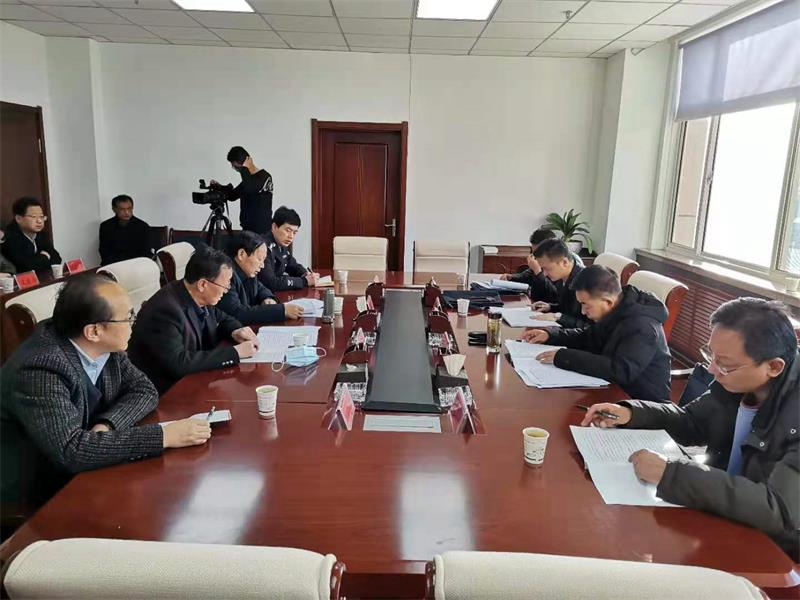 甘南州委依法治州委员会办公室督查临潭县行政执法工作.jpg