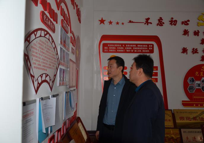 酒泉市阿克塞县政府调研组调研指导阿克塞县司法局司法行政工作3.png