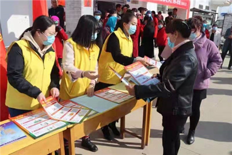 武威市民勤县法律援助中心开展“巾帼暖人心，法援惠民生”主题活动3.jpg