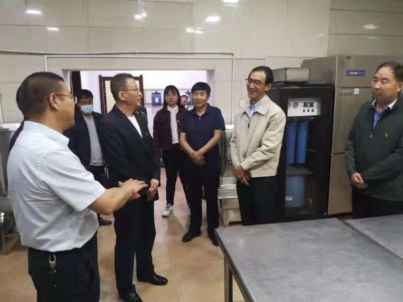 嘉峪关市开展制止餐饮浪费专项立法调研1.jpg