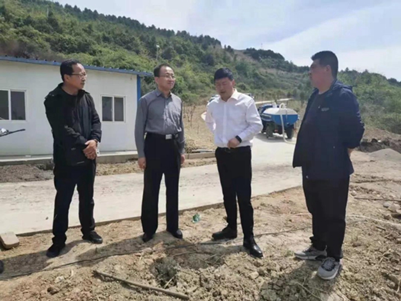 赞！甘肃省戒毒管理局荣获“全省脱贫攻坚先进集体”称号2.jpg