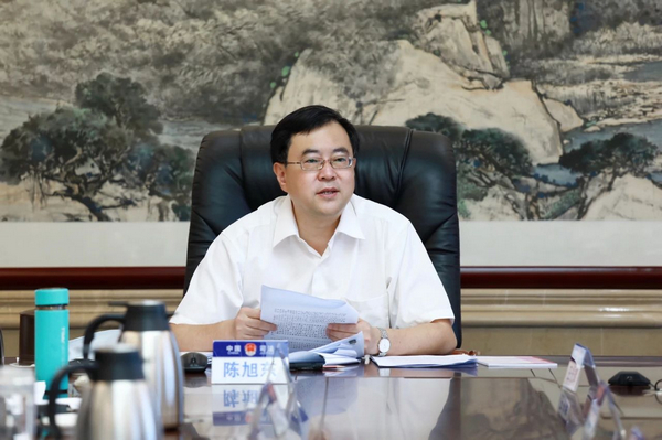 nEO_IMG_p2-省司法厅党委理论学习中心组举行专题学习会 坚持做到三个“摆进去” 推动依法治省和司法行政工作高质量发展.jpg